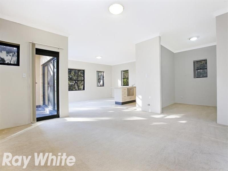 4/28-30 Jenner Street, Baulkham Hills NSW 2153