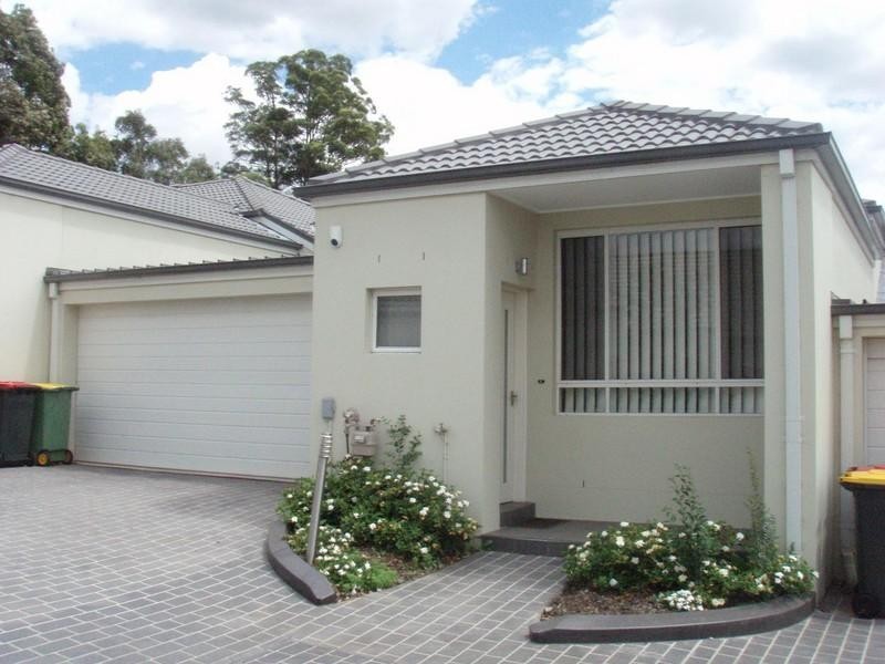 2/32-34 Pearce Street, Baulkham Hills NSW 2153