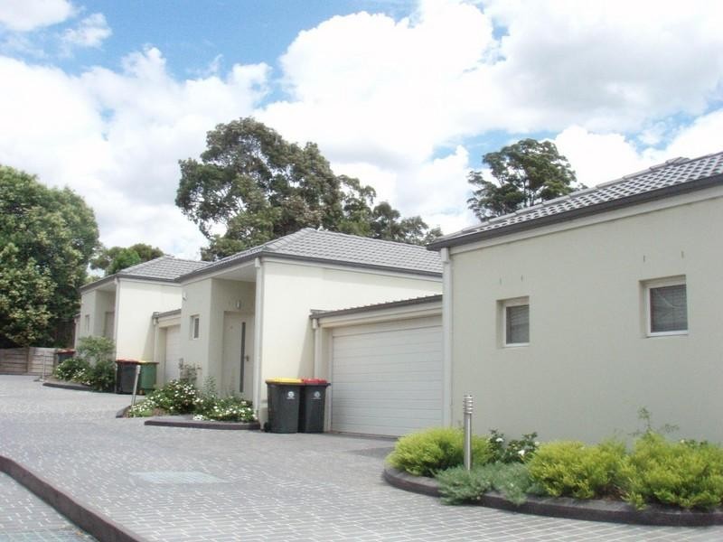 2/32-34 Pearce Street, Baulkham Hills NSW 2153