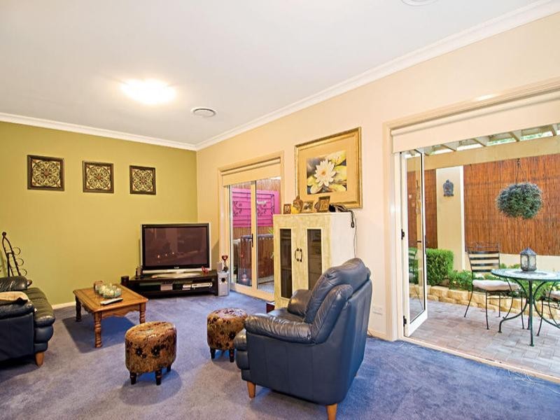 27 Linden Way, Bella Vista NSW 2153