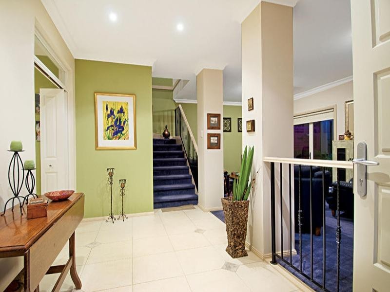 27 Linden Way, Bella Vista NSW 2153