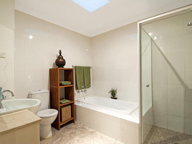 27 Linden Way, Bella Vista NSW 2153