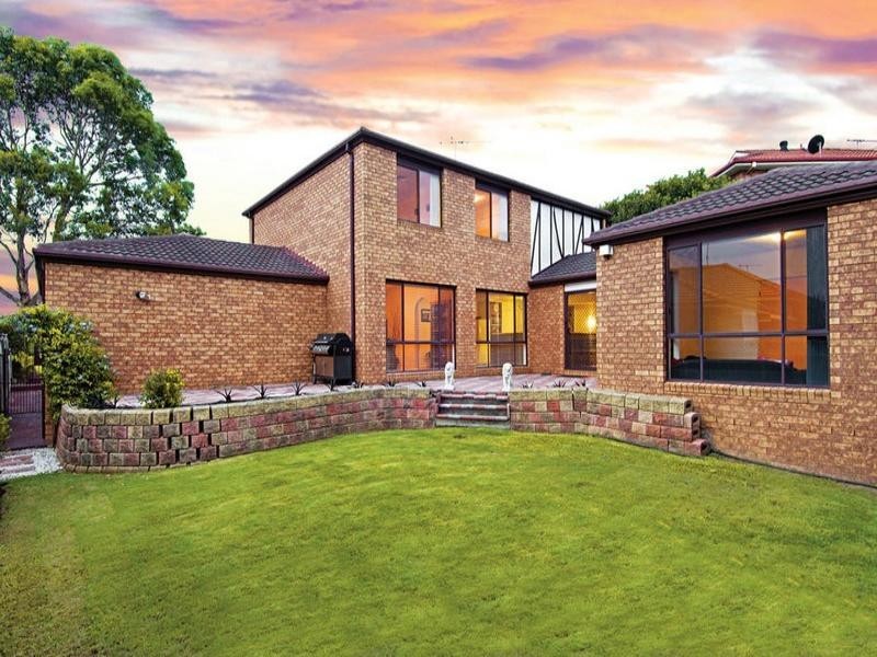 16 Fernview Place, Glenwood NSW 2768