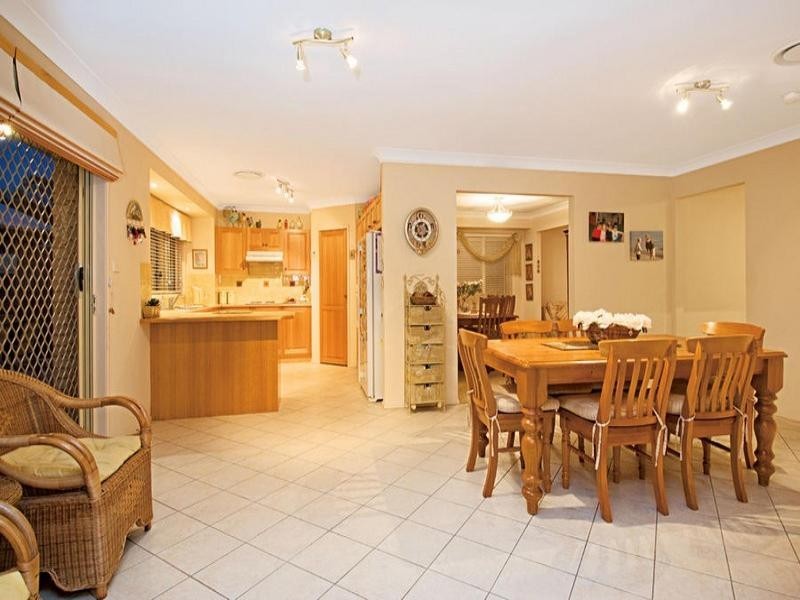 67 Centenary Avenue, Northmead NSW 2152