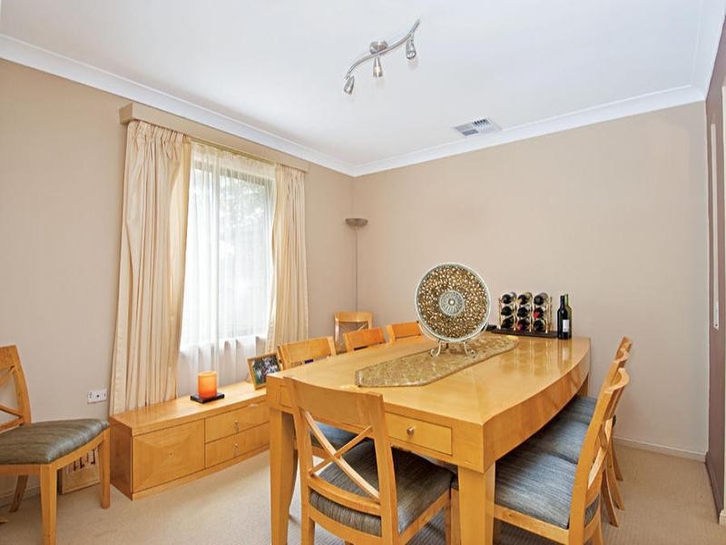 13 Englart Place, Baulkham Hills NSW 2153