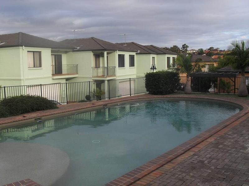 9/4 Hindle Terrace, Bella Vista NSW 2153