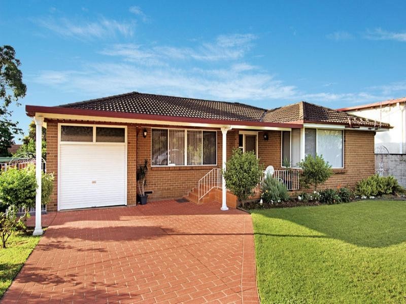 114 Caroline Chisholm Drive, Winston Hills NSW 2153