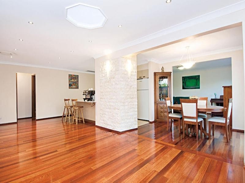 18B Delaney Drive, Baulkham Hills NSW 2153