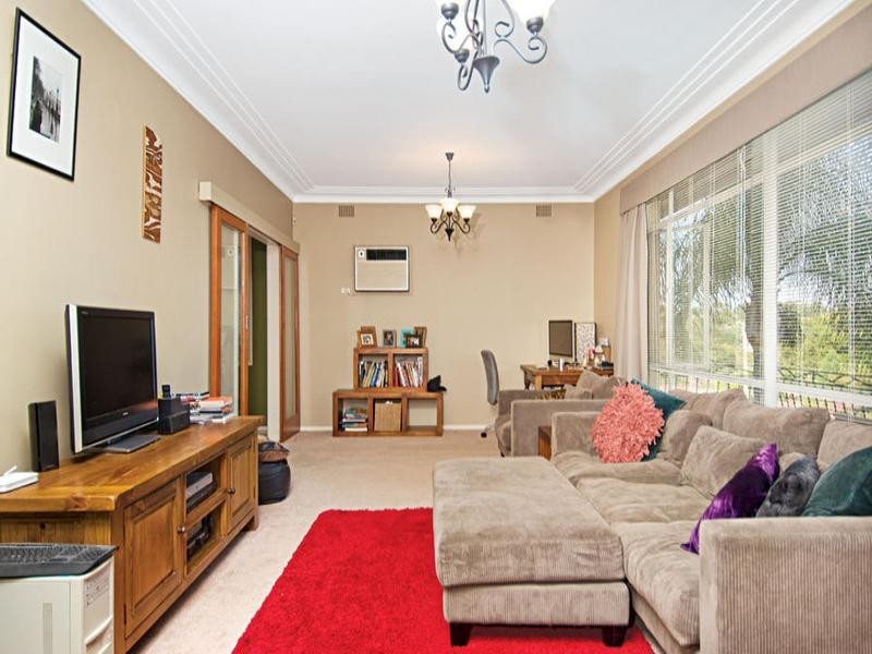 23 Palace Road, Baulkham Hills NSW 2153
