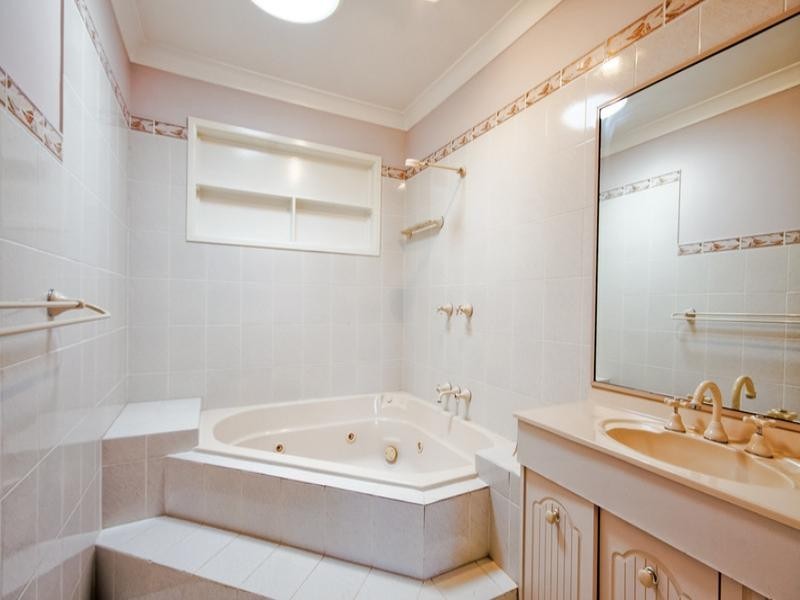 8 Cooinda Place, Baulkham Hills NSW 2153