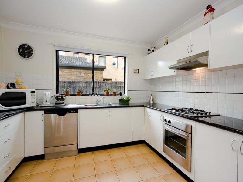 34 Lowan Place, Kellyville NSW 2155