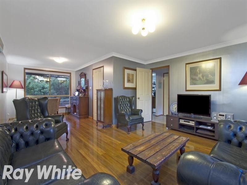 17 Landy Place, Kellyville NSW 2155
