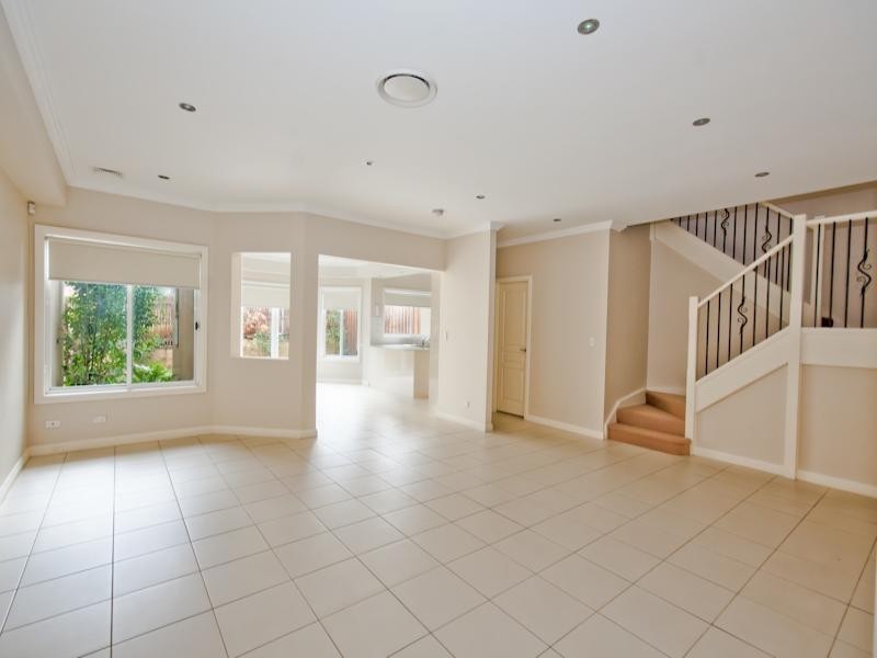 2/3 Banks Road,, Castle Hill NSW 2154