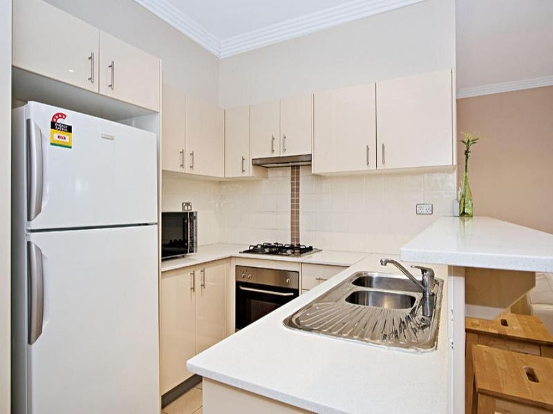 2/19-23 Chelsea Avenue, Baulkham Hills NSW 2153