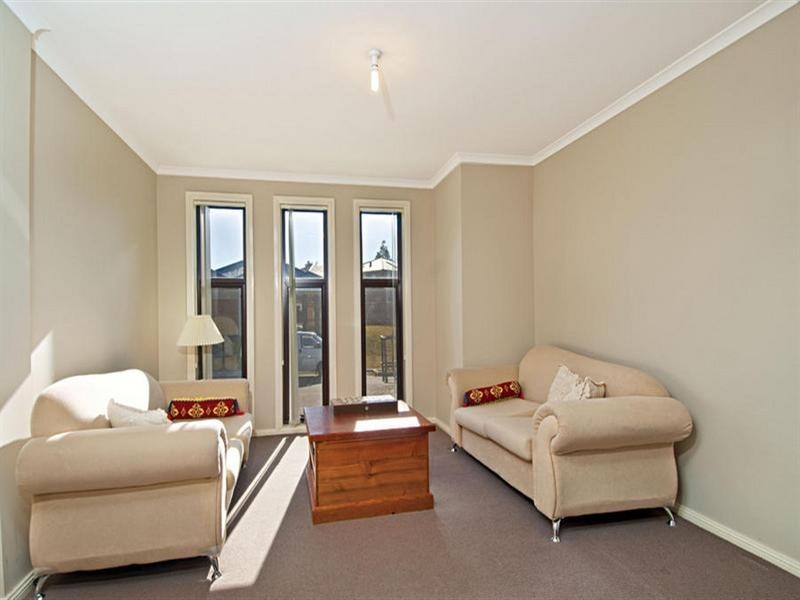 18 Singleton Avenue, Kellyville Ridge NSW 2155