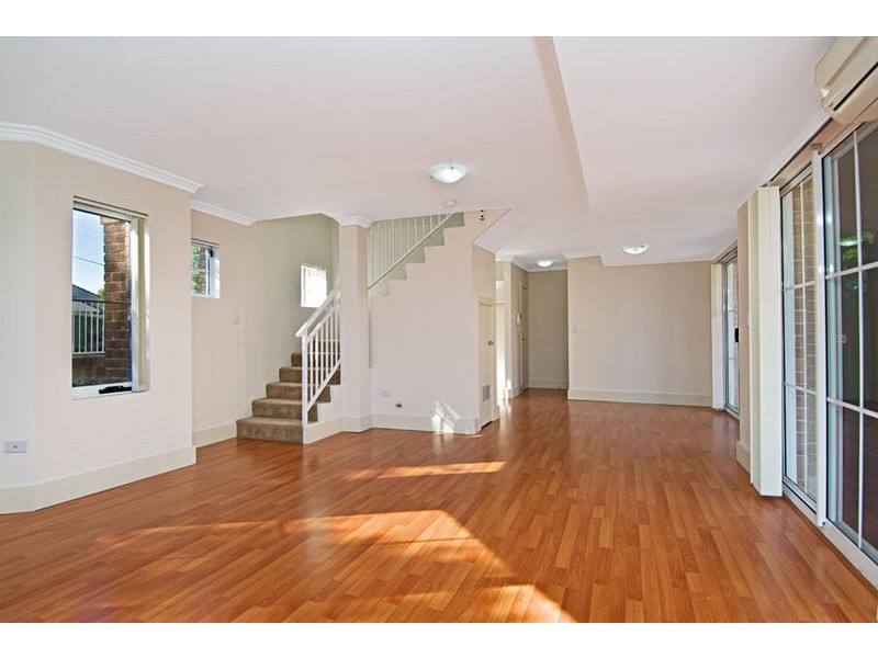 1/14-16 John Street, Baulkham Hills NSW 2153