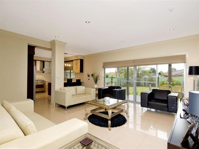 18 Greenleaf Street, Constitution Hill NSW 2145