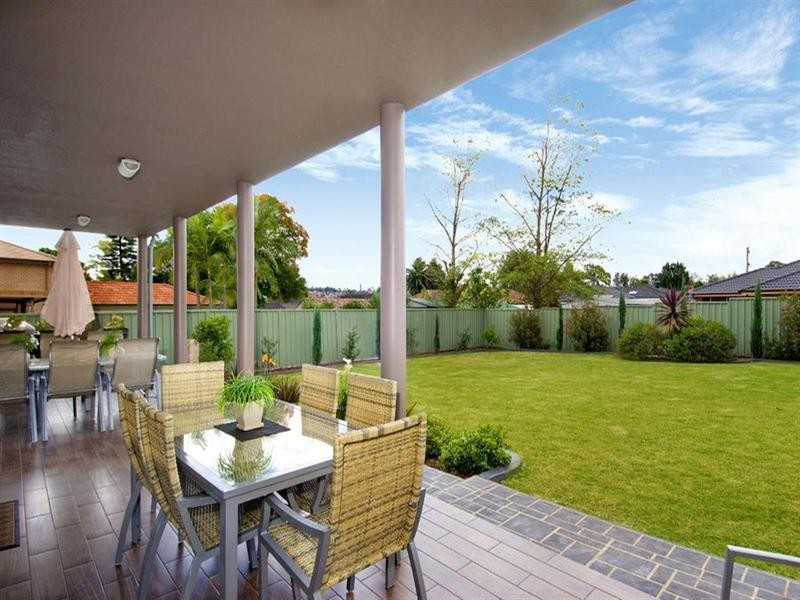 18 Greenleaf Street, Constitution Hill NSW 2145