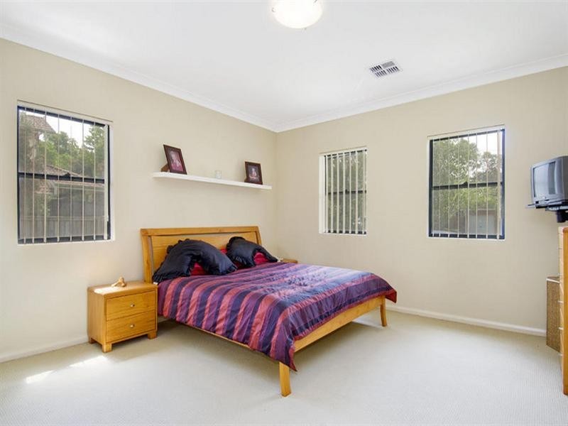 1/12-18 James Street, Baulkham Hills NSW 2153