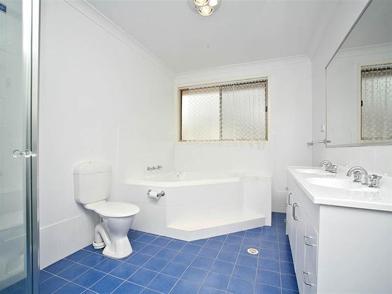 69 Prestige Avenue, Bella Vista NSW 2153