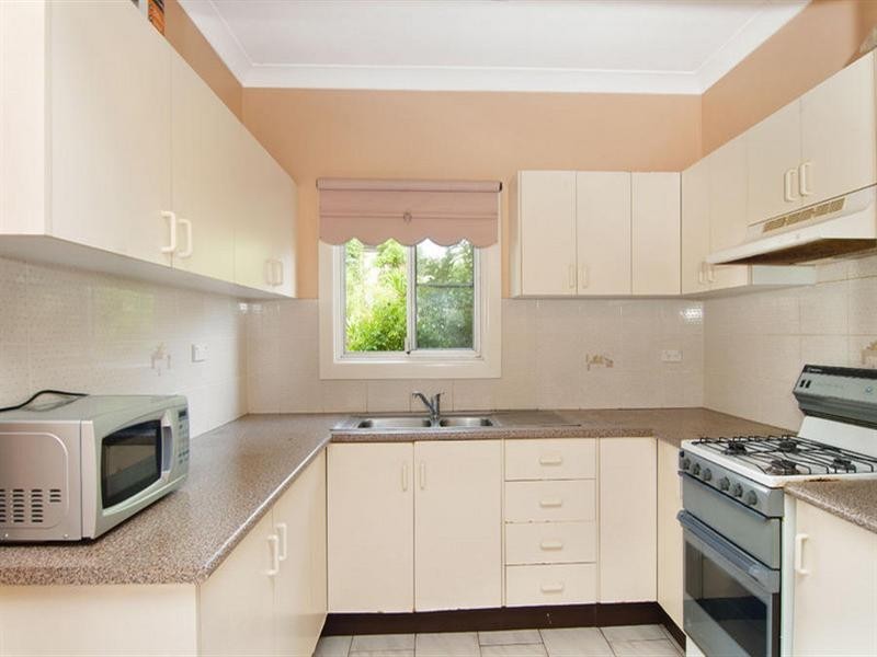 31 Frederick Street, Blacktown NSW 2148