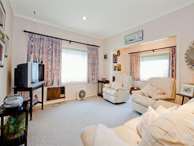 6 Nottingham Street, Northmead NSW 2152