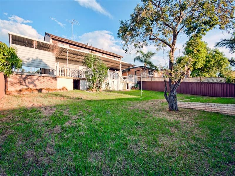 53 Merindah Road, Baulkham Hills NSW 2153