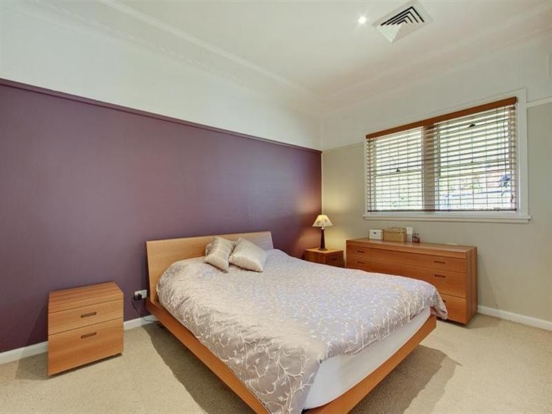 2 Woodlands Street, Baulkham Hills NSW 2153