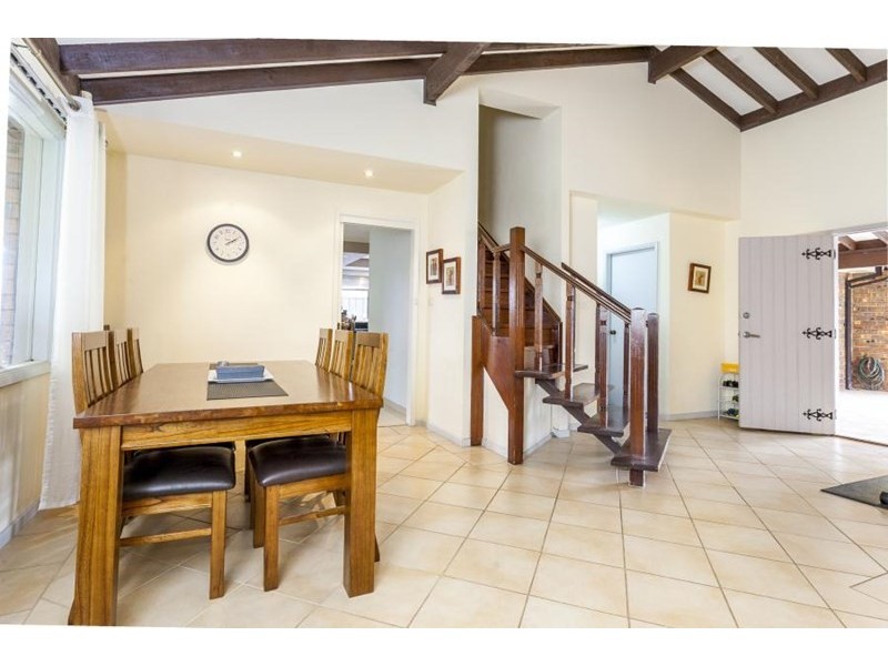 68 Merindah Road, Baulkham Hills NSW 2153