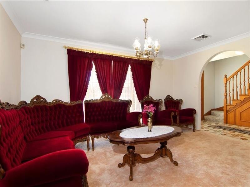 8 Mary Helen Court, Baulkham Hills NSW 2153