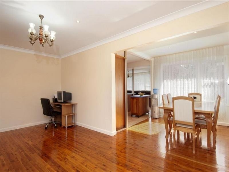 97 Glanmire Road, Baulkham Hills NSW 2153