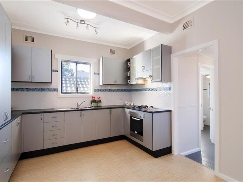 6 Glamorgan Street, Blacktown NSW 2148