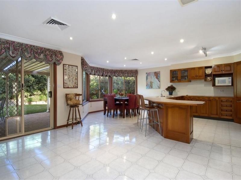 79 Gindurra Avenue, Castle Hill NSW 2154