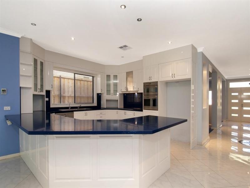 6 Valenti Crescent, Kellyville NSW 2155