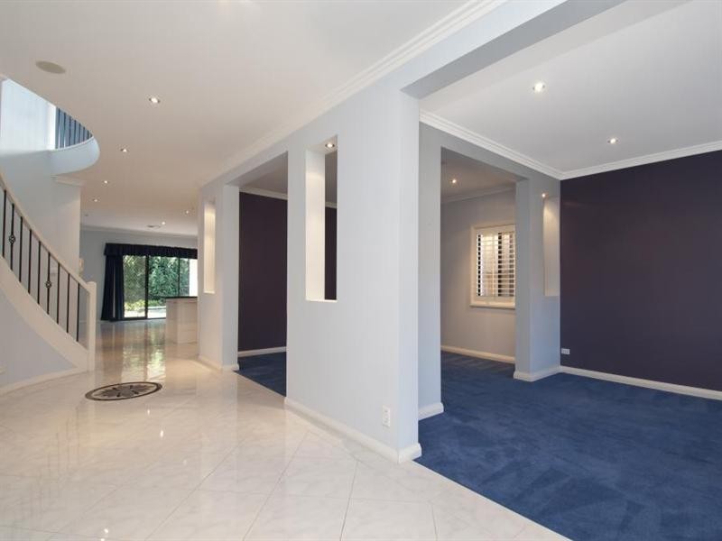 6 Valenti Crescent, Kellyville NSW 2155