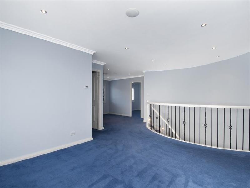 6 Valenti Crescent, Kellyville NSW 2155