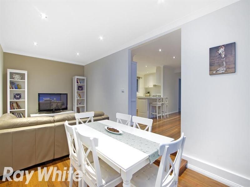 4 Cyril Place, Baulkham Hills NSW 2153