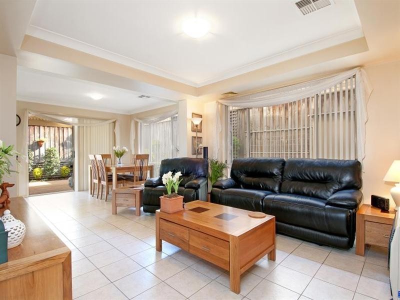 2 Summit Court, Glenwood NSW 2768