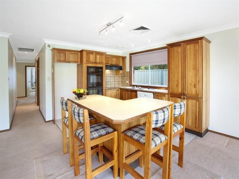 20 Colosseum Crescent, Baulkham Hills NSW 2153