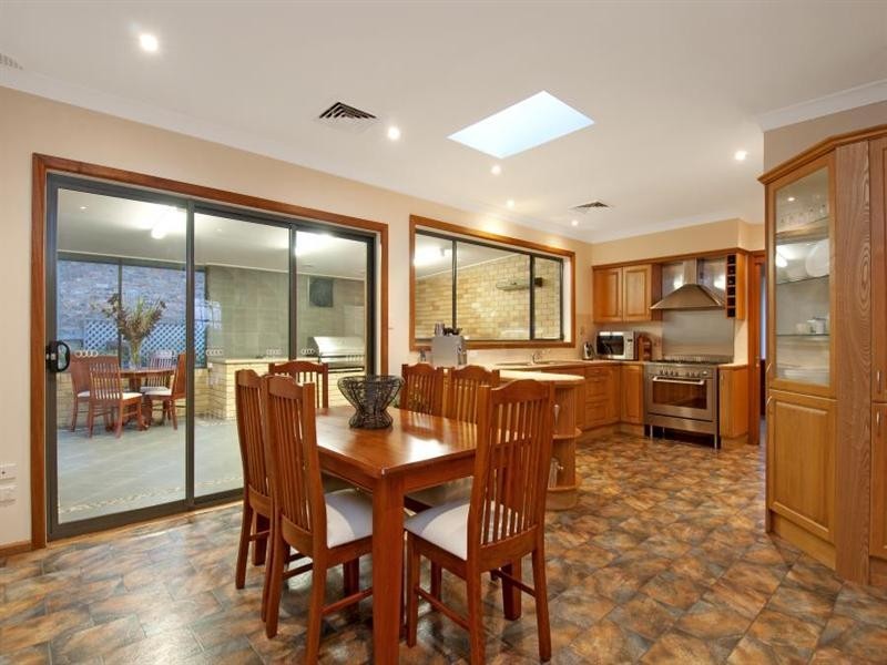 9 Bangalow Place, Baulkham Hills NSW 2153