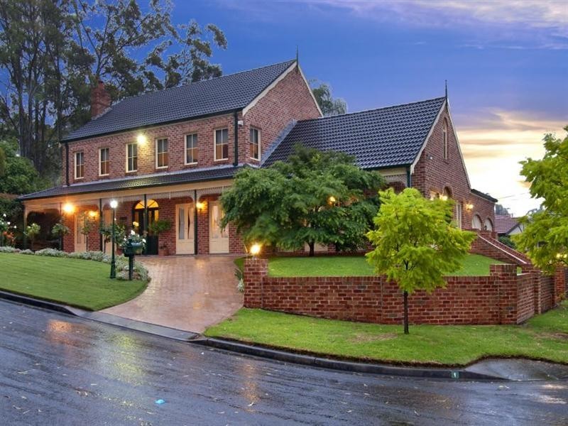 1 Monteith Place, Baulkham Hills NSW 2153