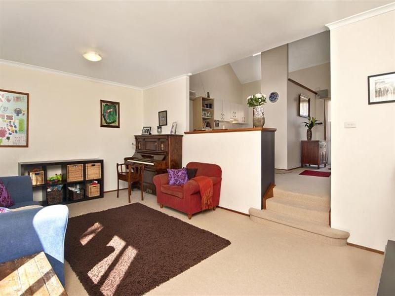 15/9-11 Oakland Avenue, Baulkham Hills NSW 2153