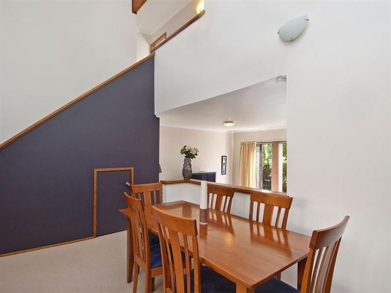 15/9-11 Oakland Avenue, Baulkham Hills NSW 2153