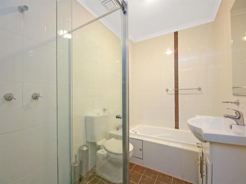 2/57-59 Beamish Road, Northmead NSW 2152