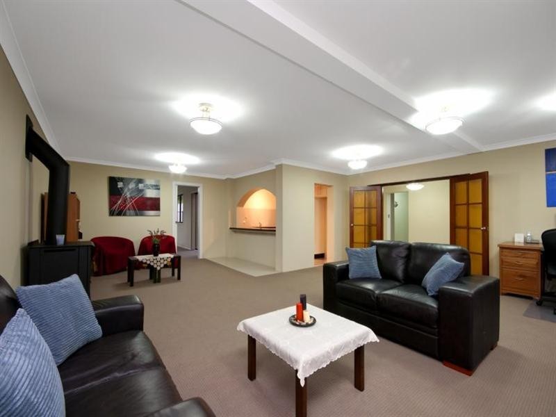 24 Gavin Place, Kings Langley NSW 2147
