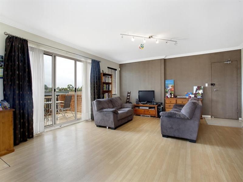 32/2 Conie Avenue, Baulkham Hills NSW 2153