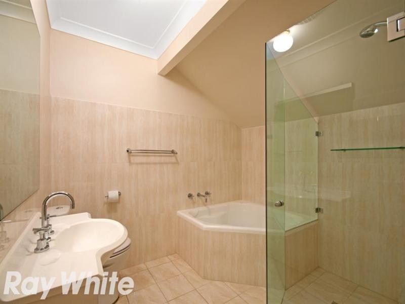 10/33-35 Garthowen Crescent, Castle Hill NSW 2154