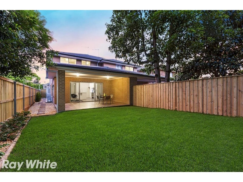 19 Balmoral Road, Northmead NSW 2152