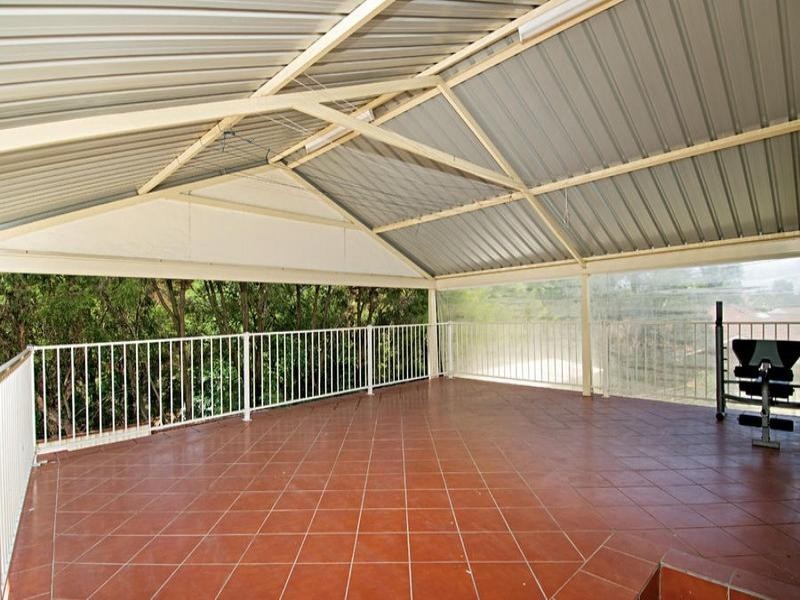 4 Coronation Road, Baulkham Hills NSW 2153