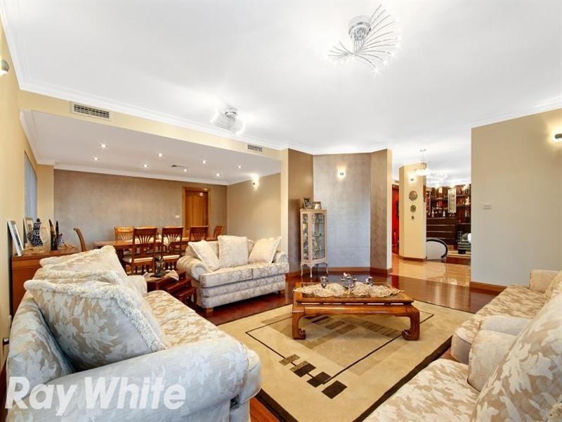 13 Oleander Avenue, Baulkham Hills NSW 2153